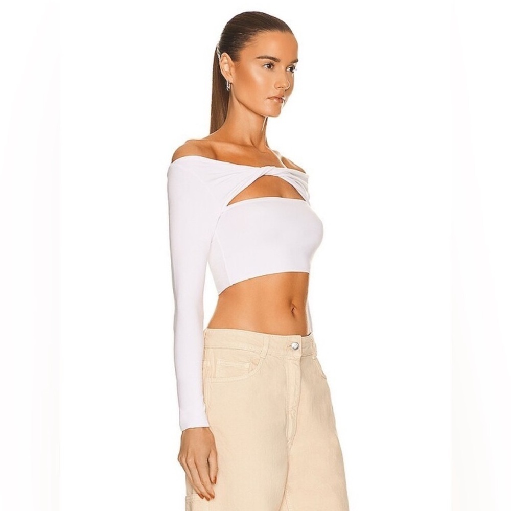 SER.O.YA Ellis Top In White - Picture 3 of 7